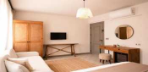 Deluxe Bahçe ve Deniz Manzaralı Oda Görseli