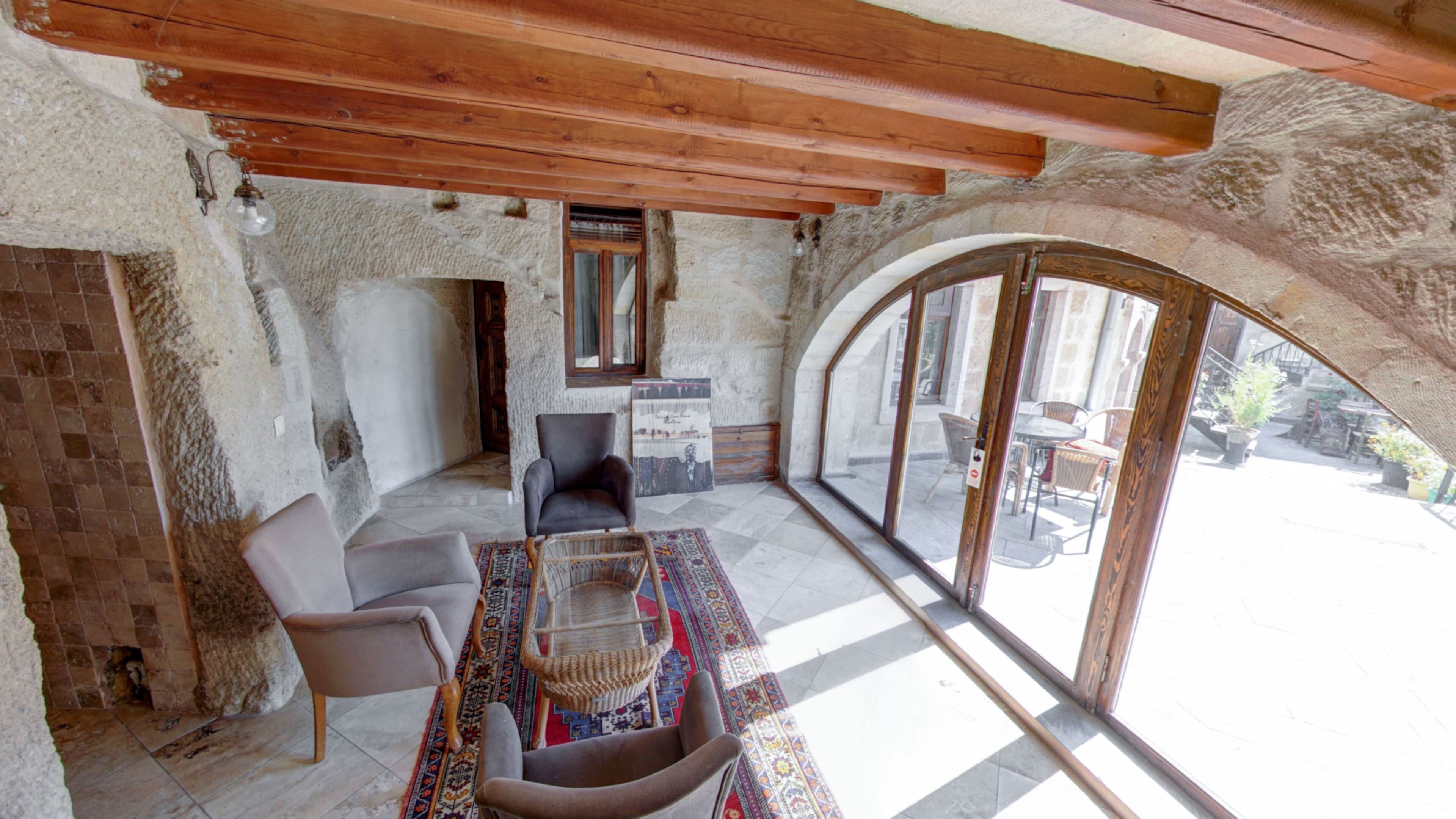 Elegance Cave Suites galeri 9