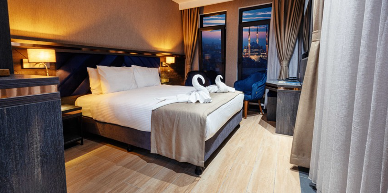 Westdoor Hotel