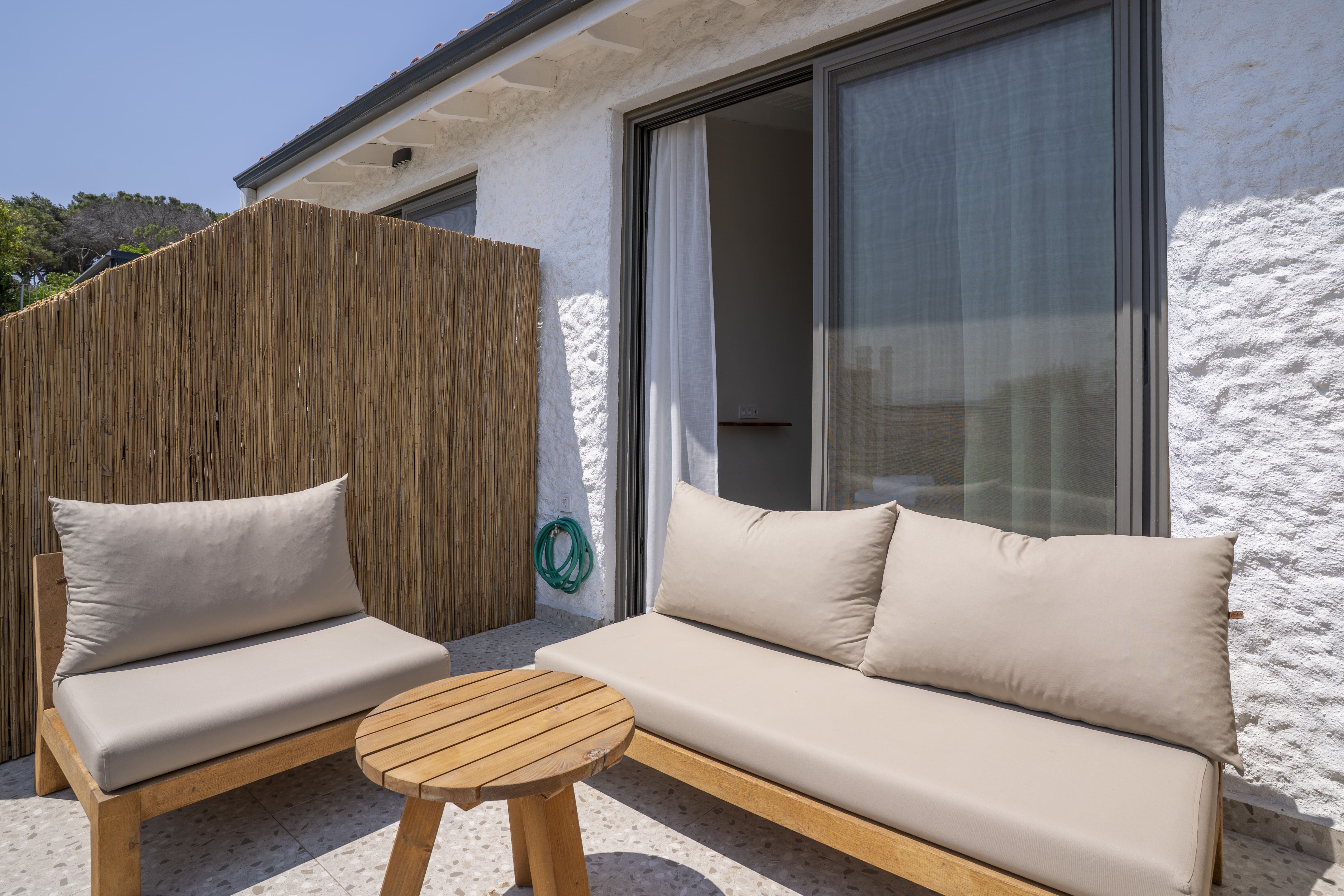 Naro Suites 2