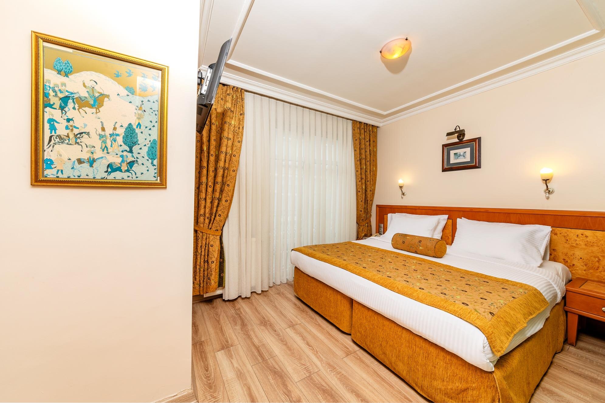 Santa Ottoman Hotel