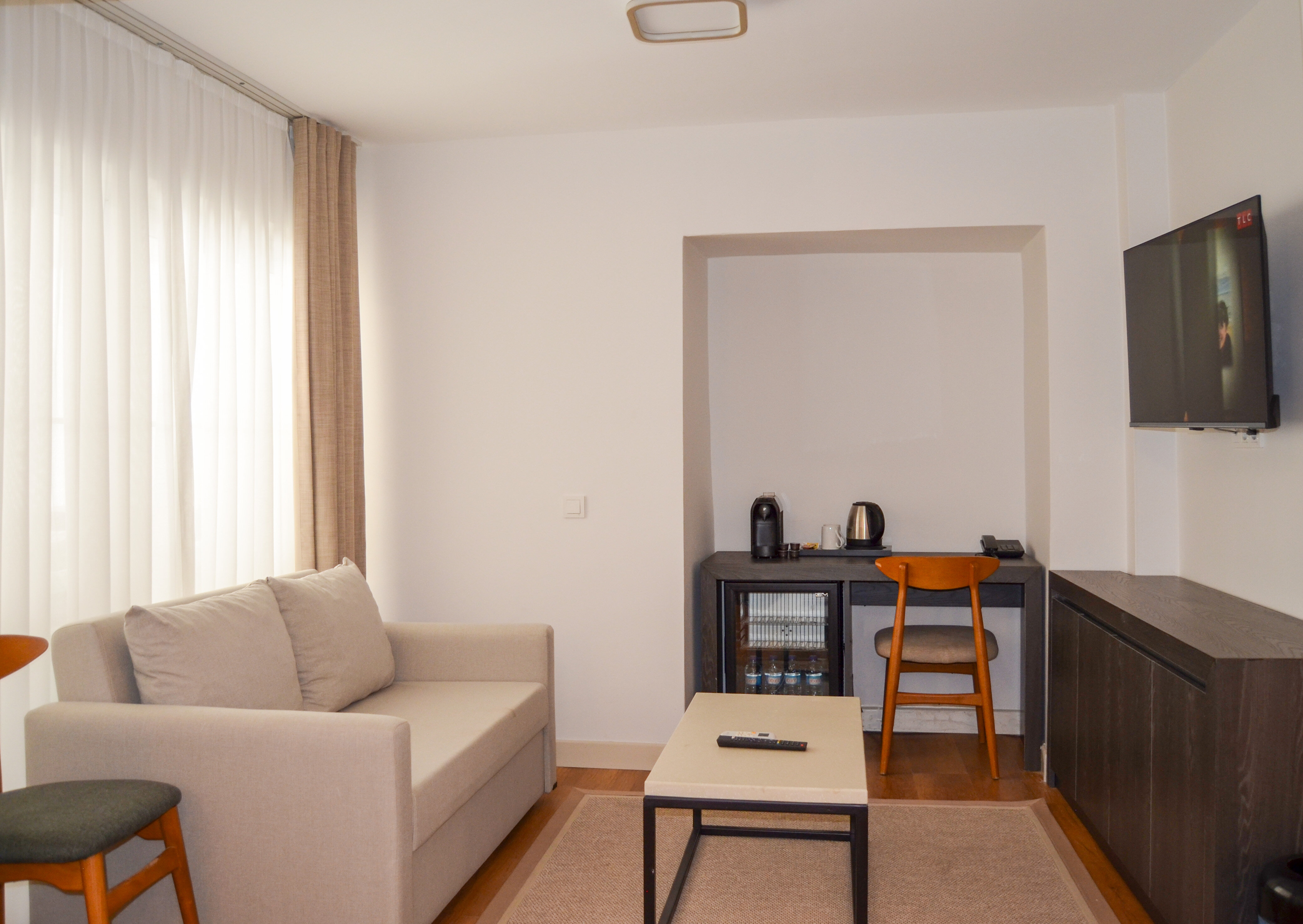 Corner Suite Oda