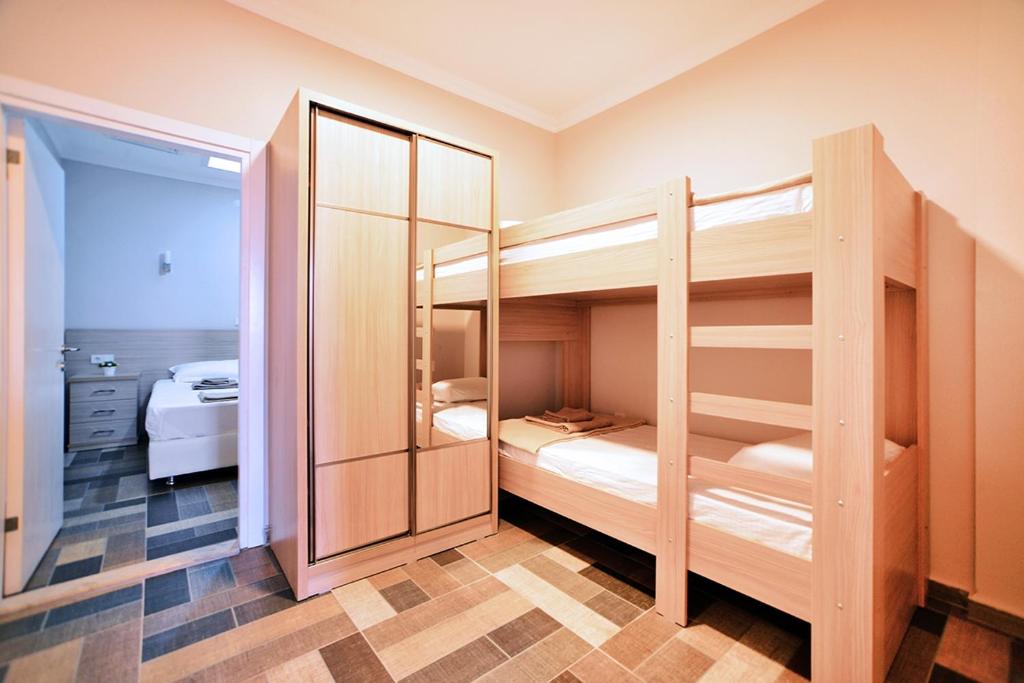 M Suite Hotel