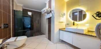 MaCity Hotel · 80