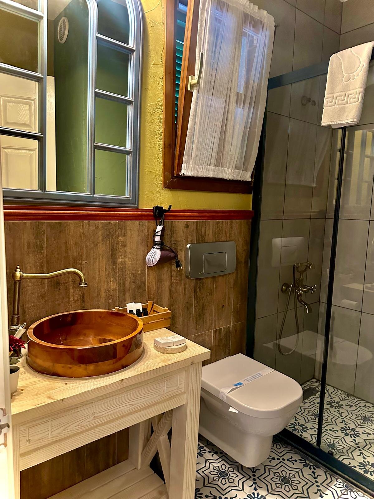 TasQuartas Otel Alaçatı