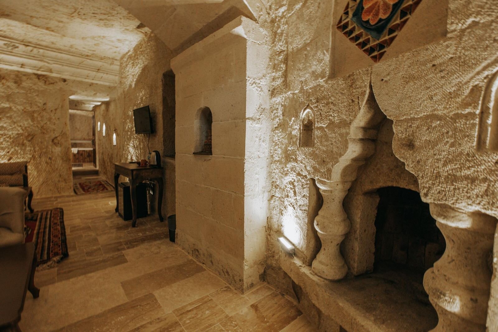 Dublex Cave Room