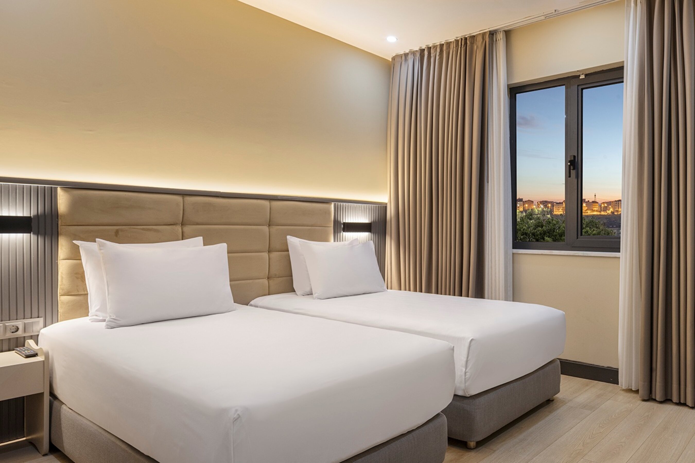 2 Single Standard Room