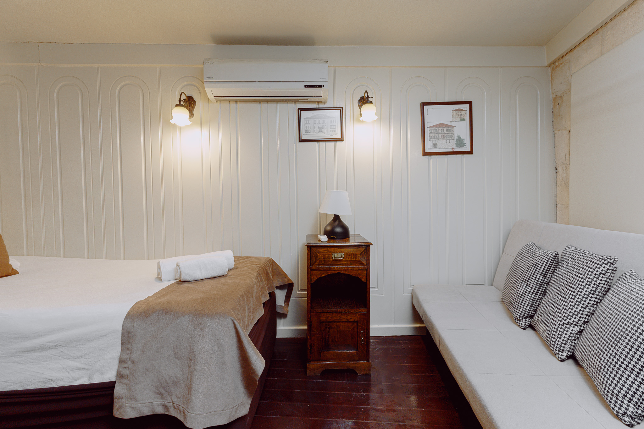 Single Room (1 Person)