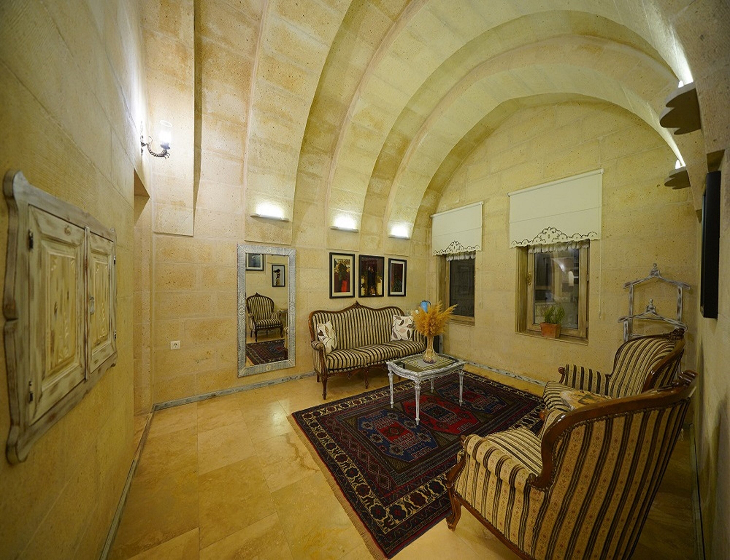 Karlık Cave Suite