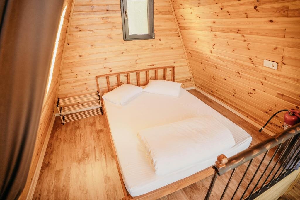 2+1 Bungalov ( Jakuzili ,Isıtmalı Havuzlu)