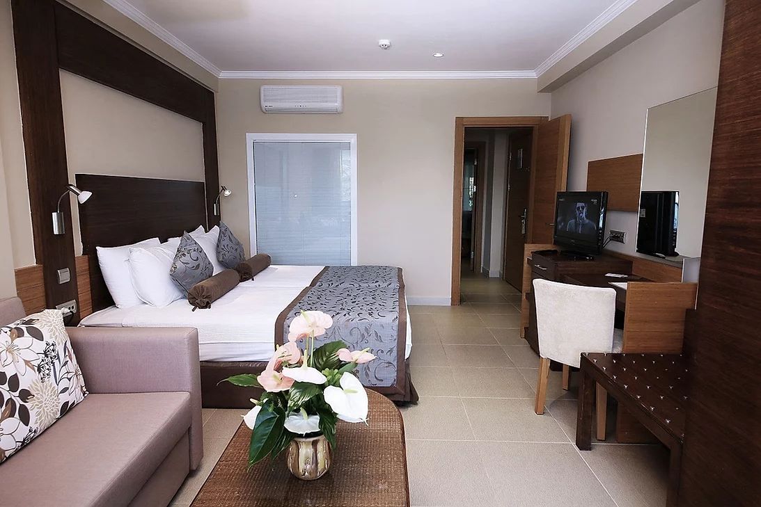 Delta Hotels Marriott Bodrum Deniz Manzaralı  Aile Odası