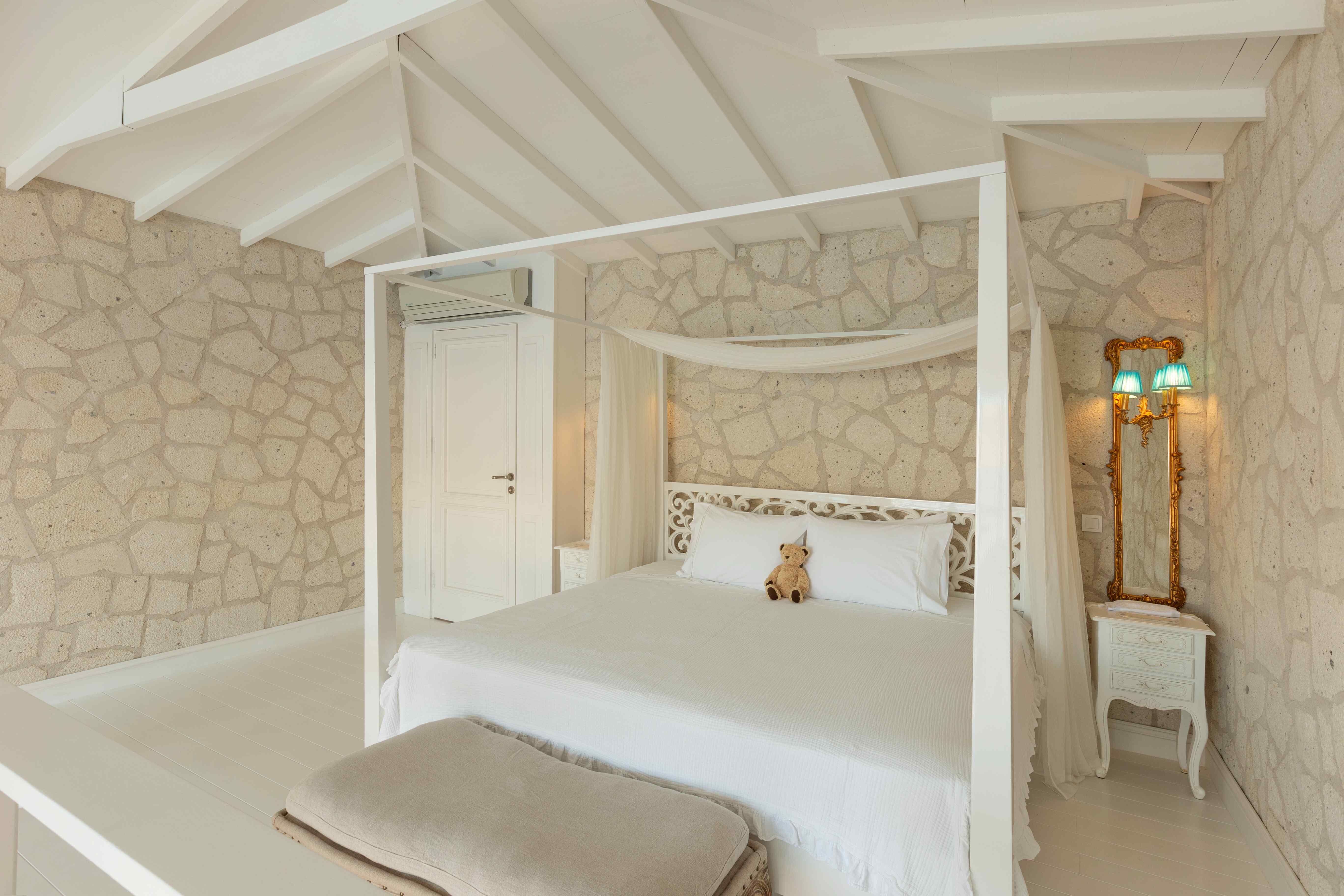 Özel Havuzlu Signature Suite (Lotus)