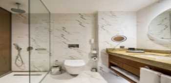Lionel Hotel · 72