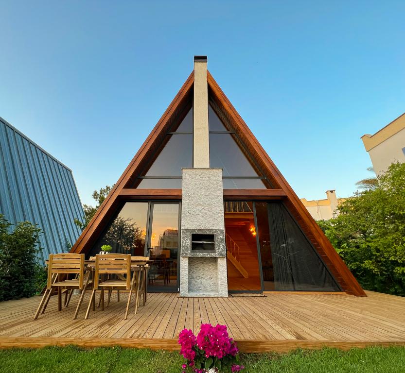 Bungalov, Bahçe Manzaralı