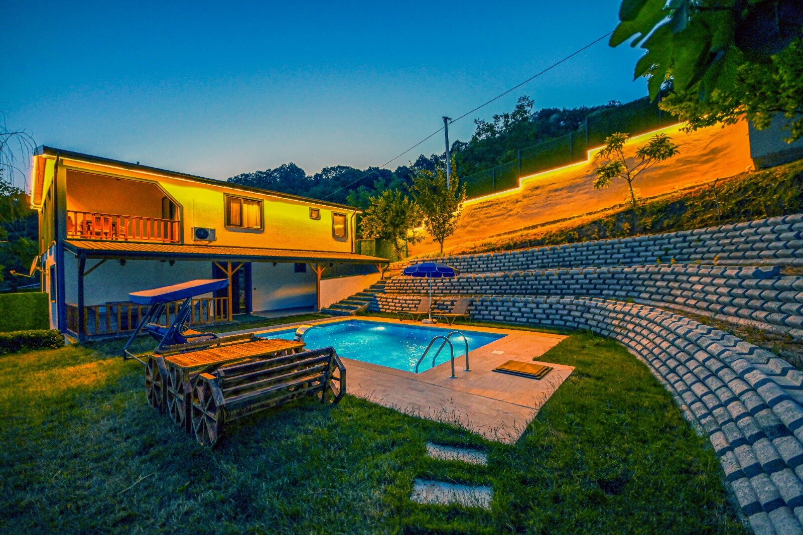 Özel Havuzlu,Jakuzili Villa