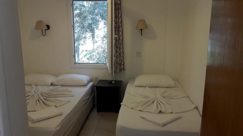 Standard Room (3 Person)