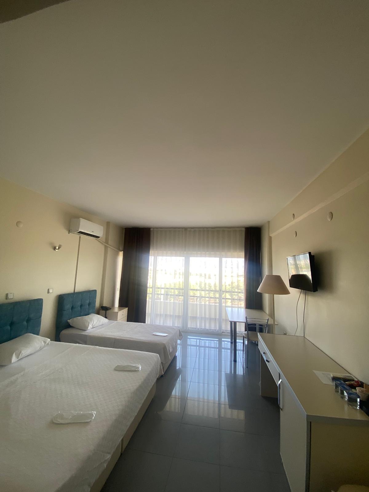 Standart Oda, Deniz Veya Kara Manzaralı (Balkonlu)