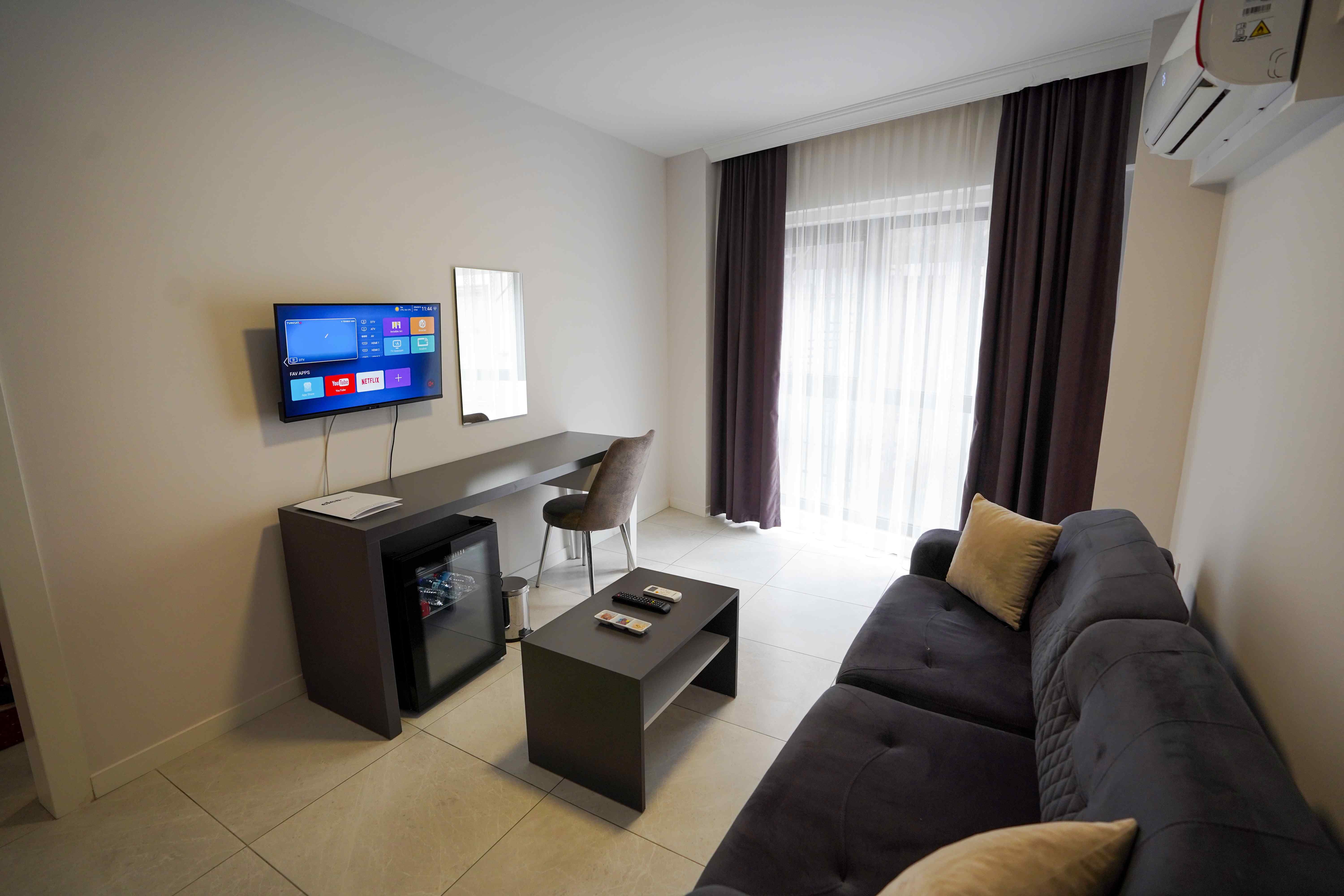 Triple Suite
