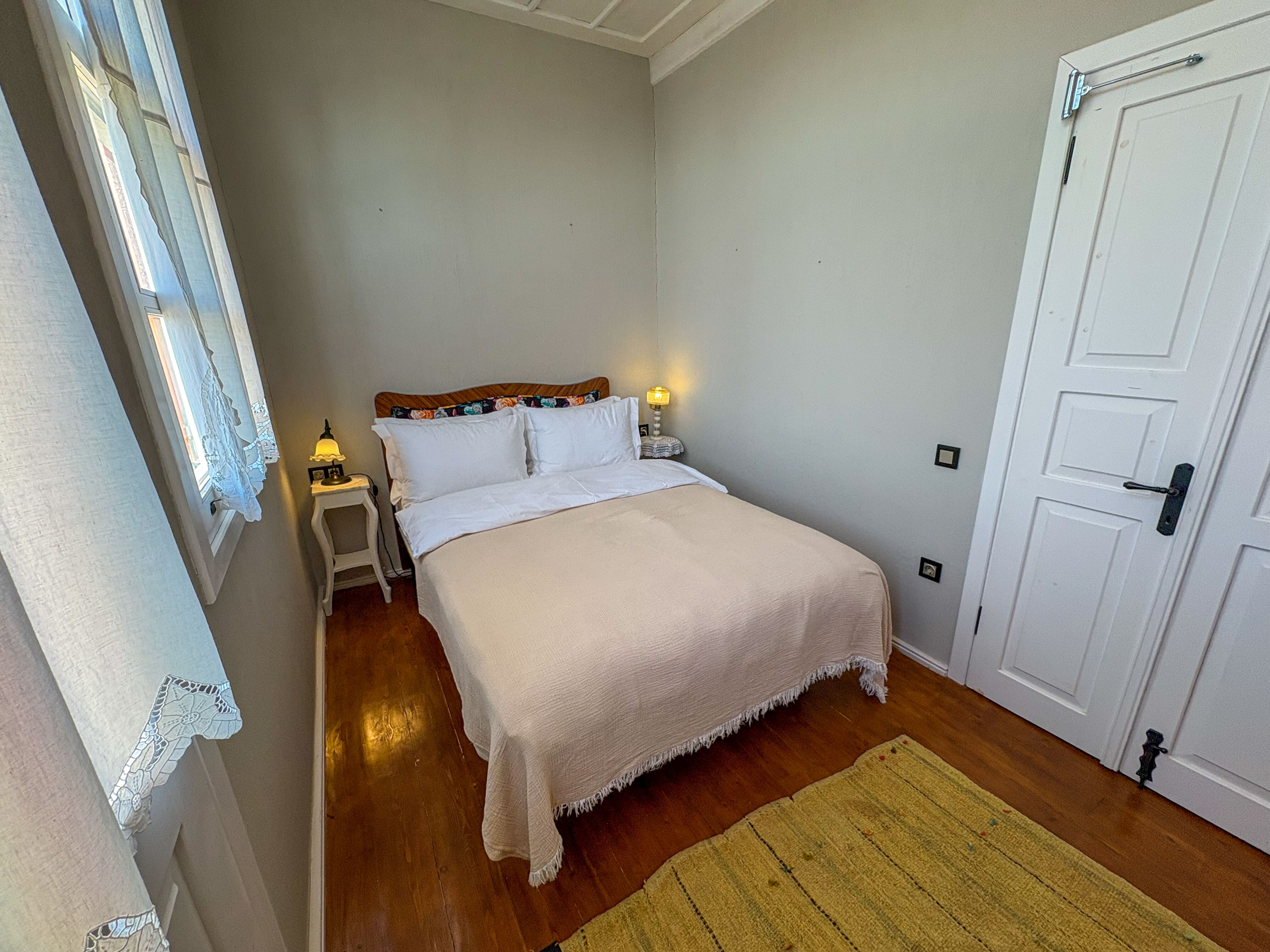 Deluxe Bahçe Manzaralı Oda