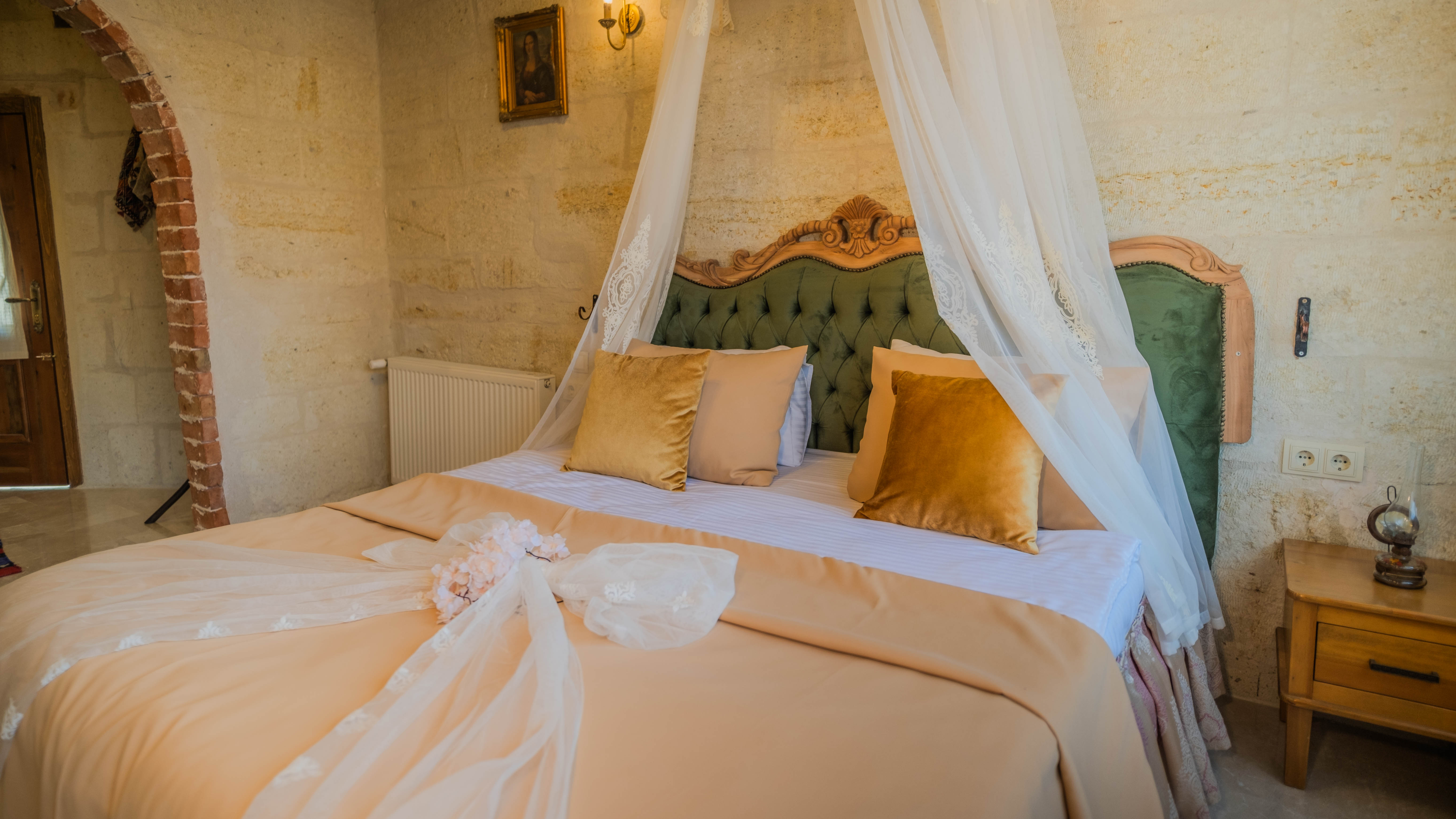 Queen Suite Room