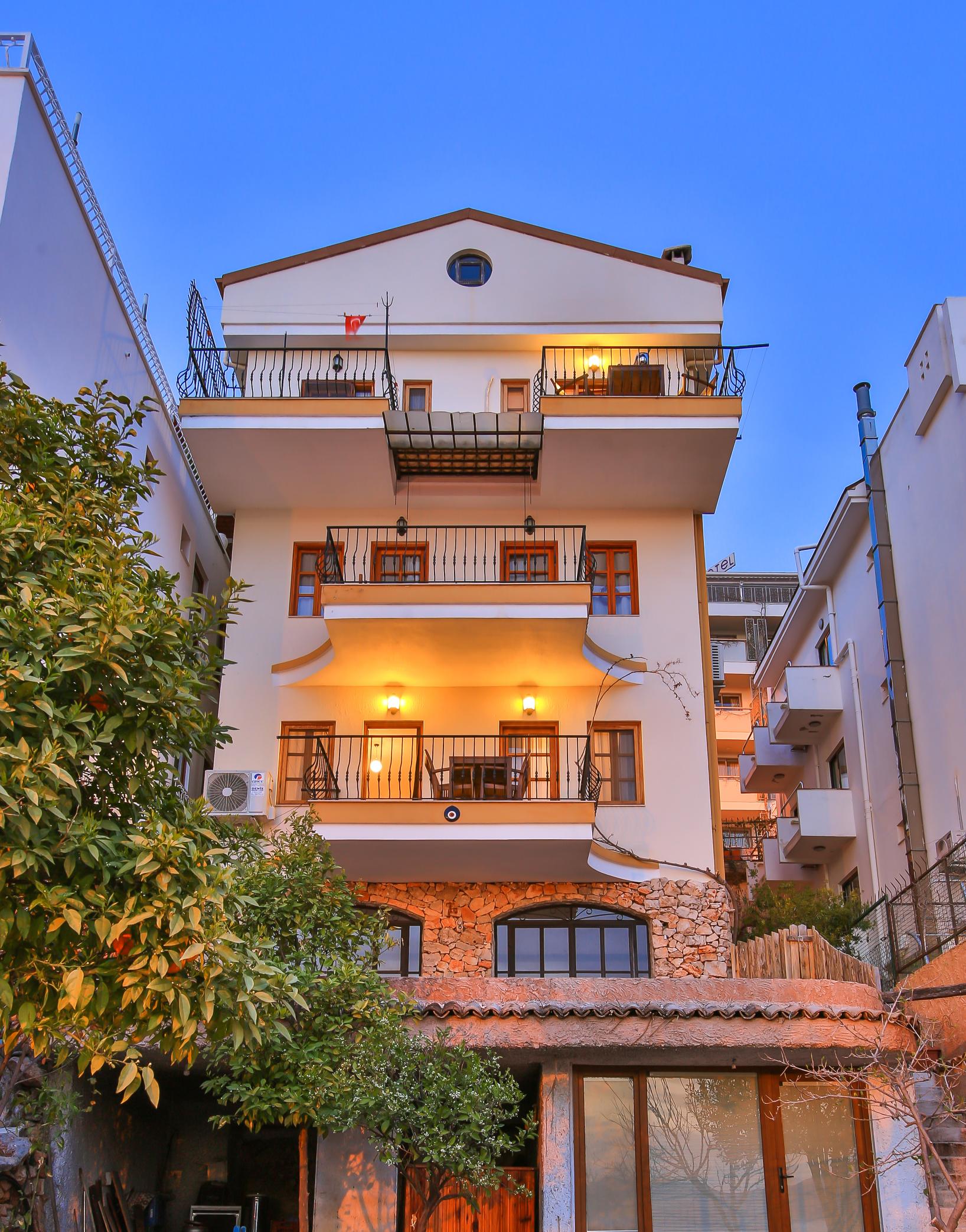 Apart Daire, Deniz Manzaralı
