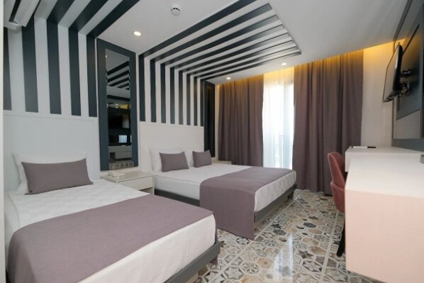Black Royal Belek