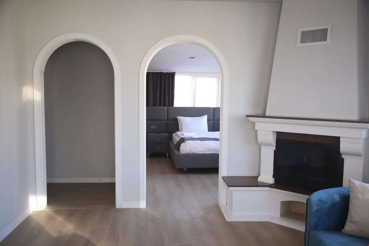 Ardos Park Hotel