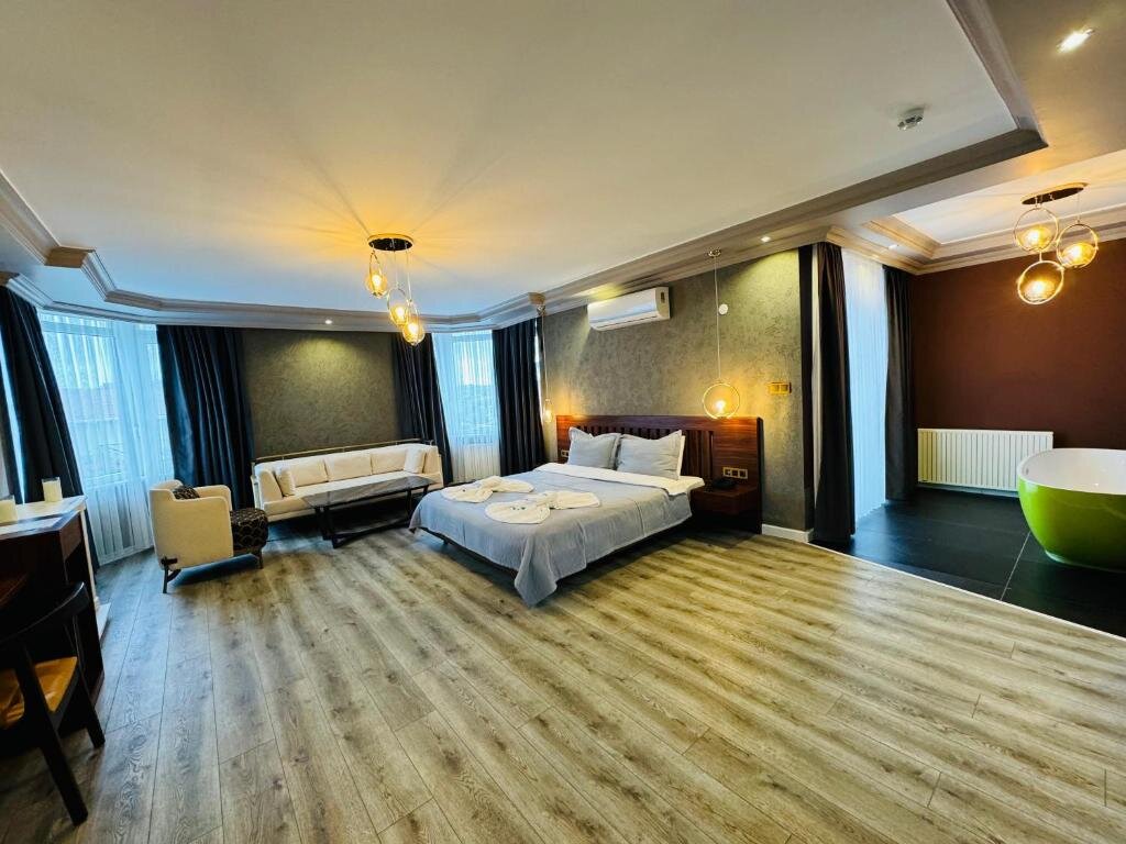 Treekos Suite · 45