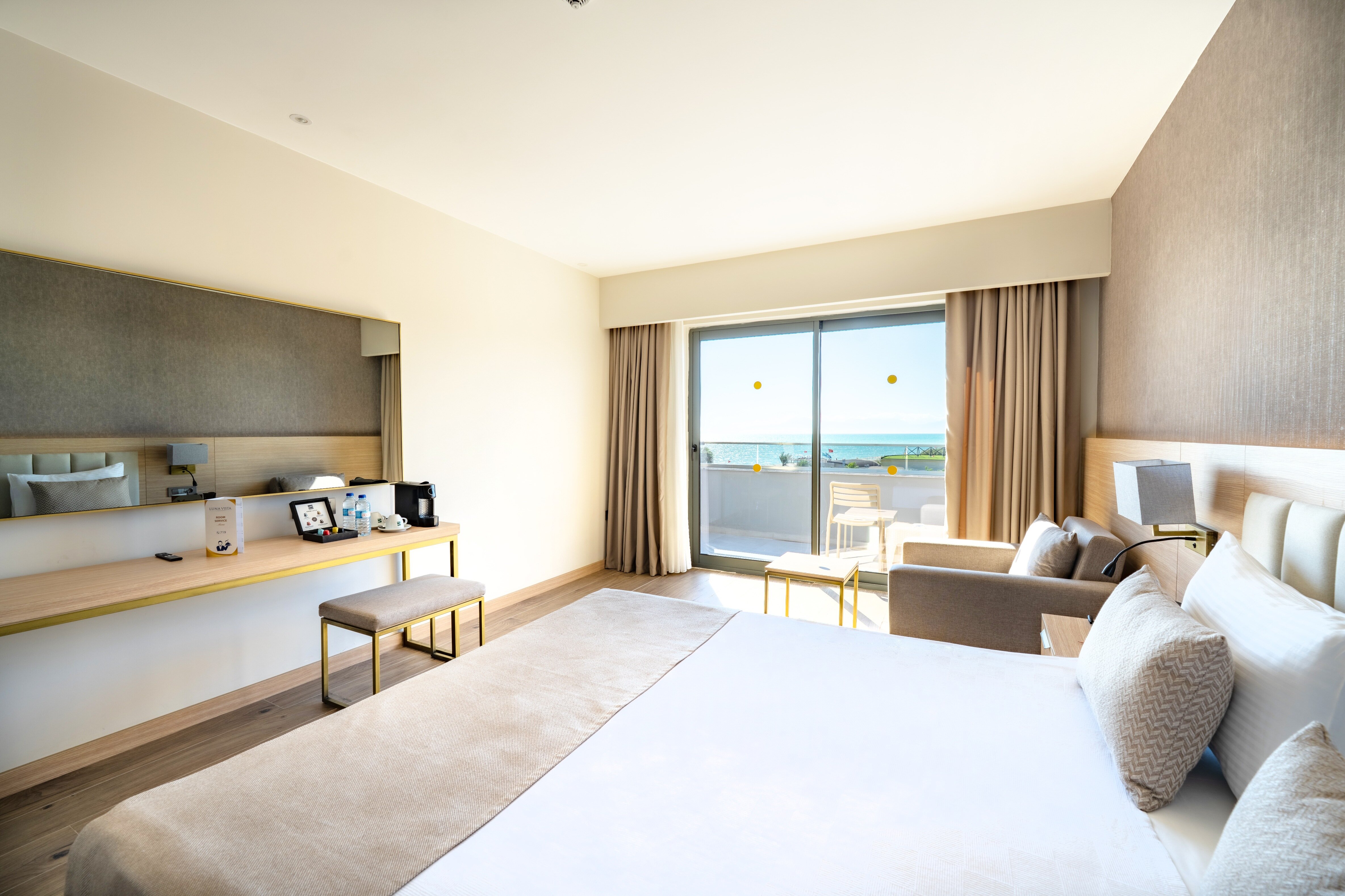 Deluxe Deniz Manzaralı Oda