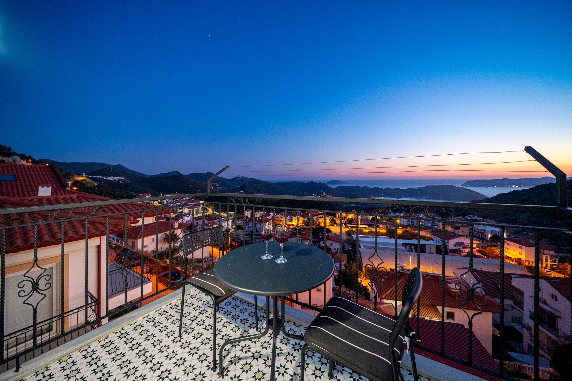 Penthouse with Panaromic Sea View