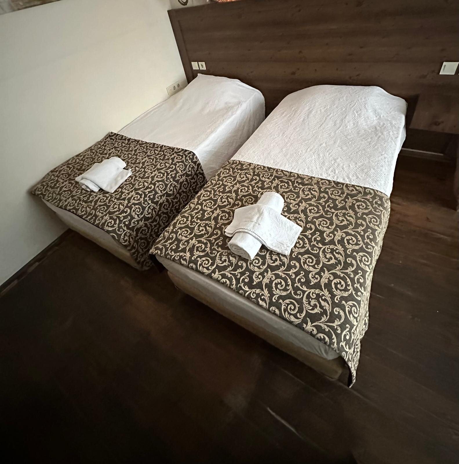 Paperon Hotel