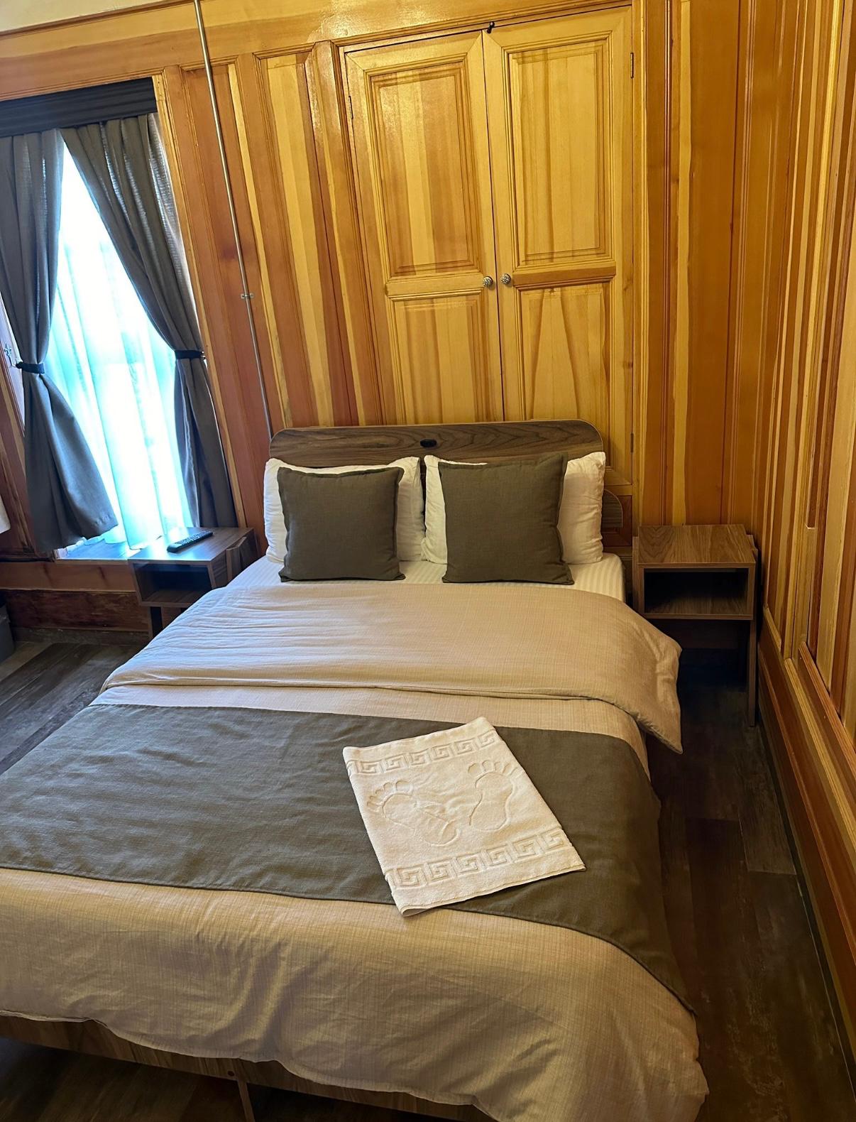 Ezel Hanım Konağı