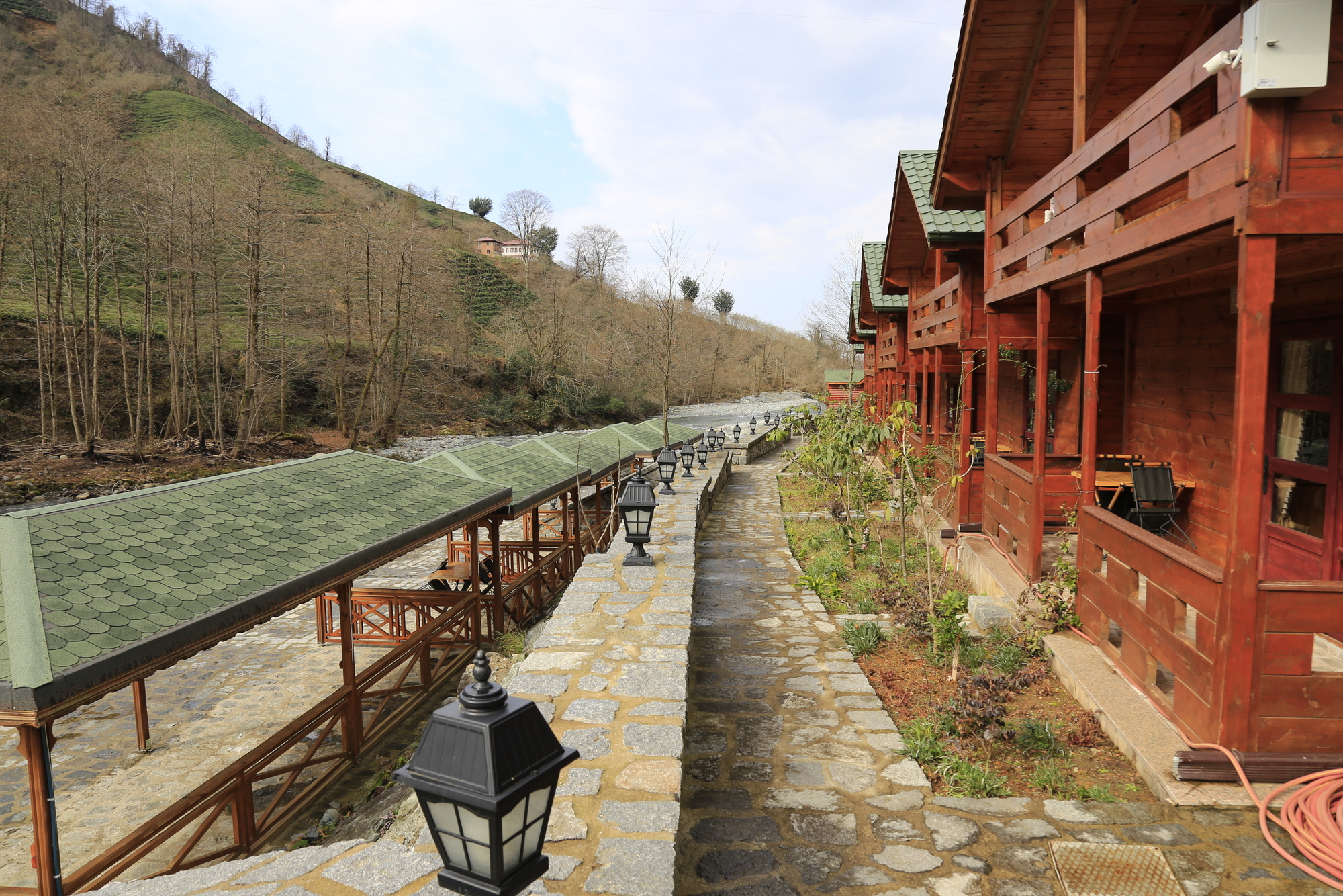 Teona Çağlayan Bungalov