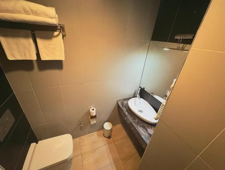 Lounge Boutique Hotel