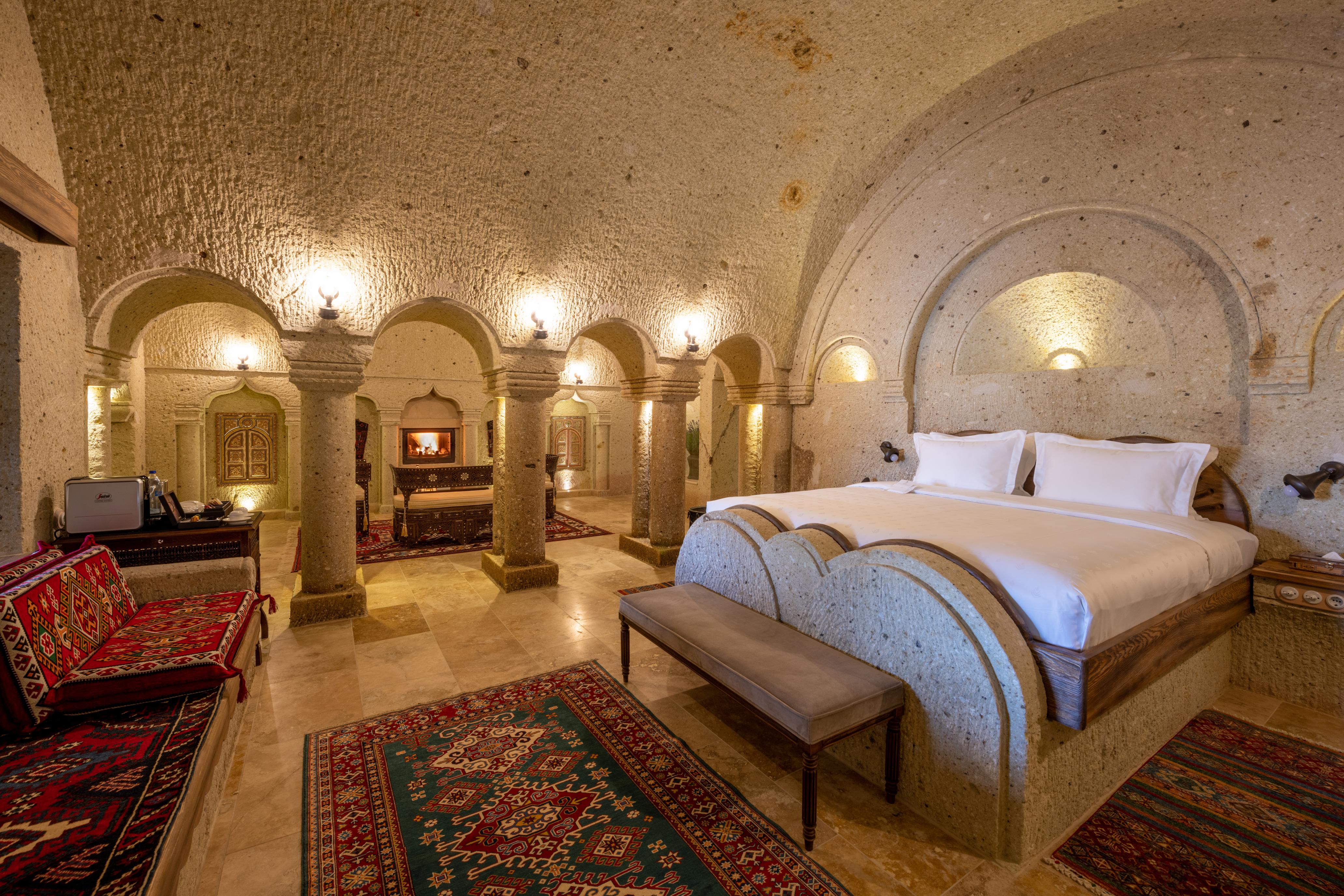 Cave Suite Room