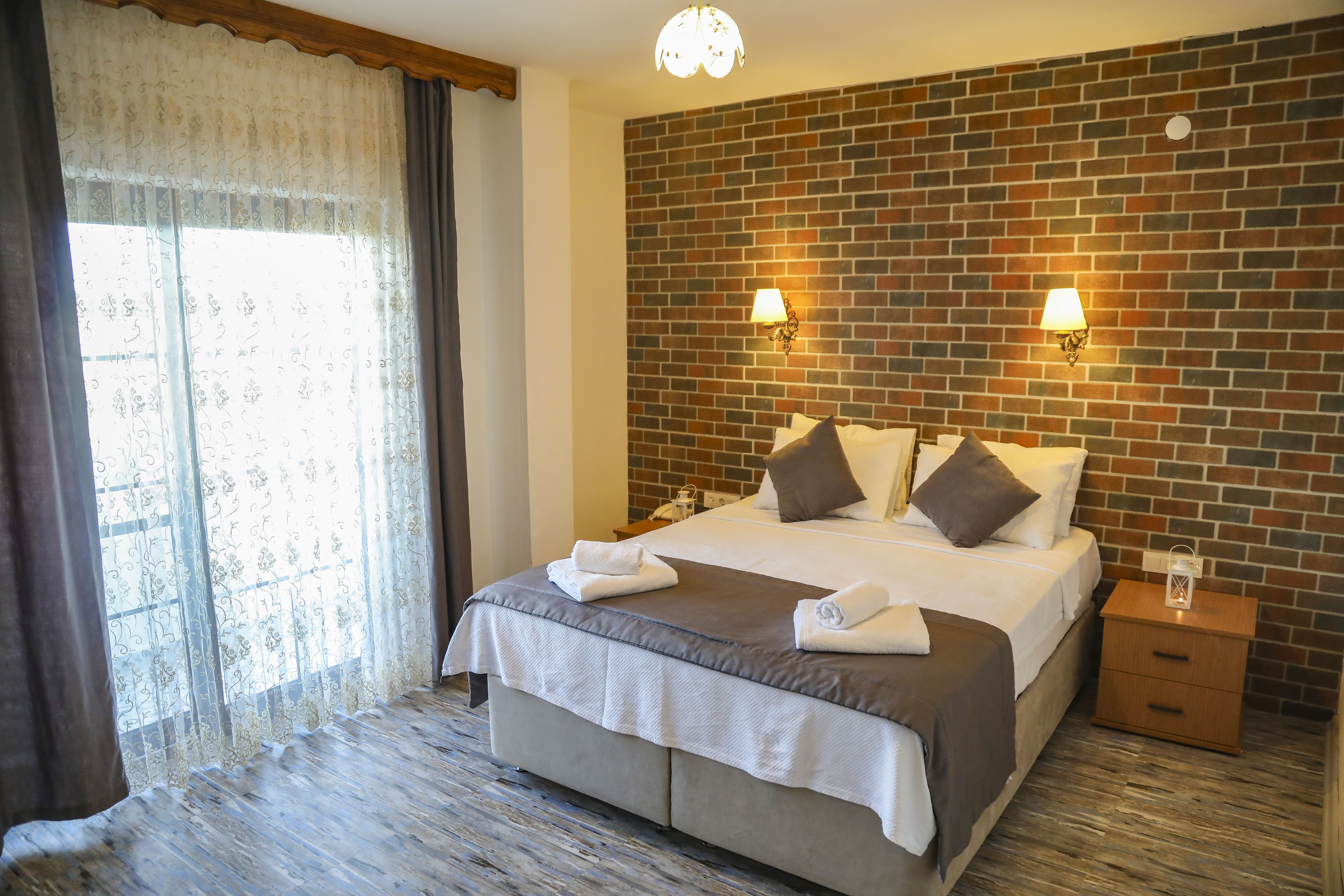 Surya Butik Otel Alaçatı