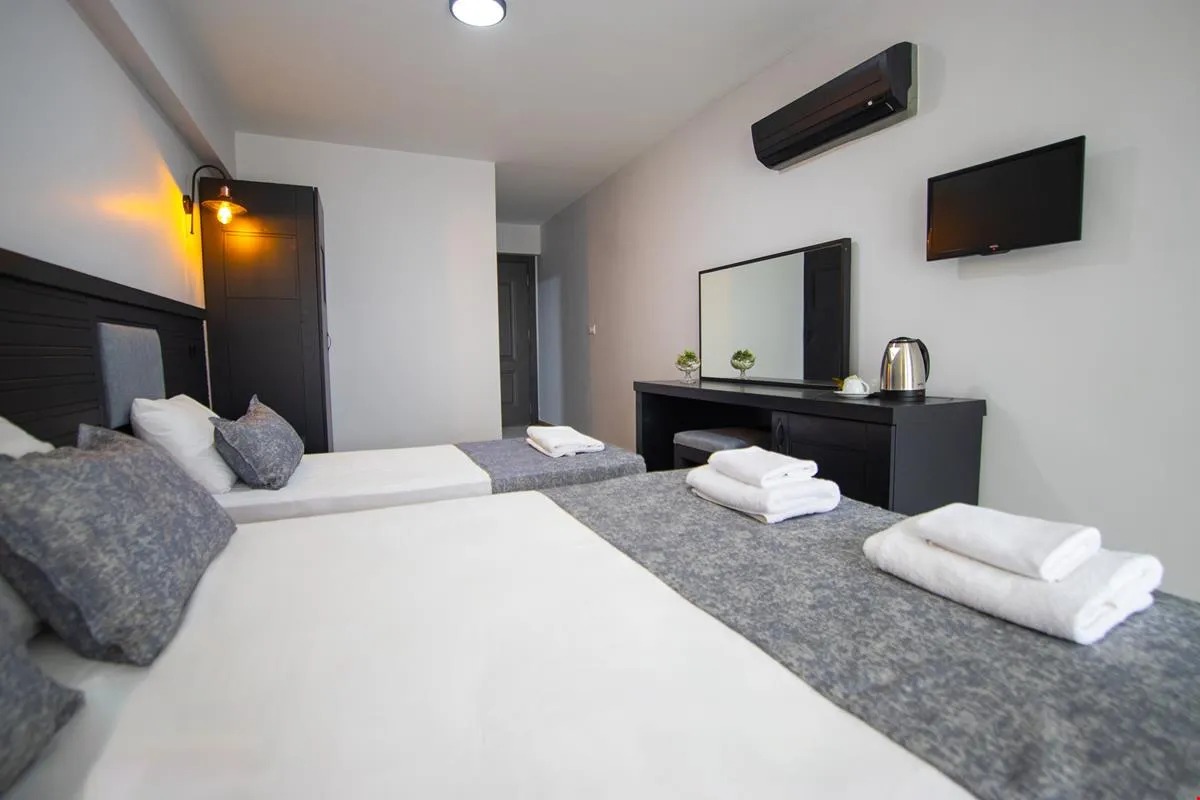 Standard Room (3 Person)