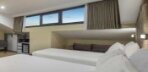 1 Queen 1 Single Premium Room Görseli