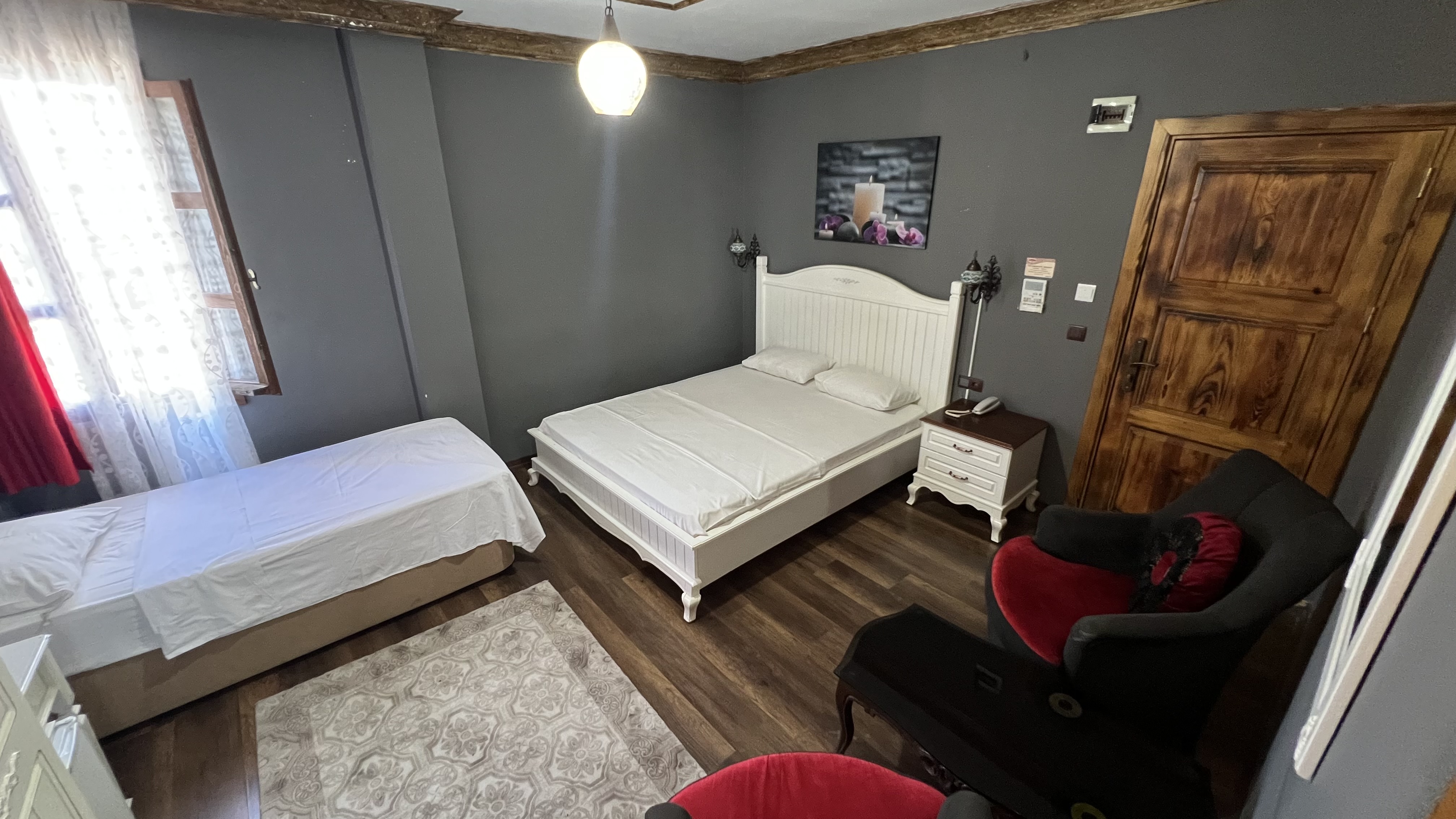 Suite Room (3 Person)