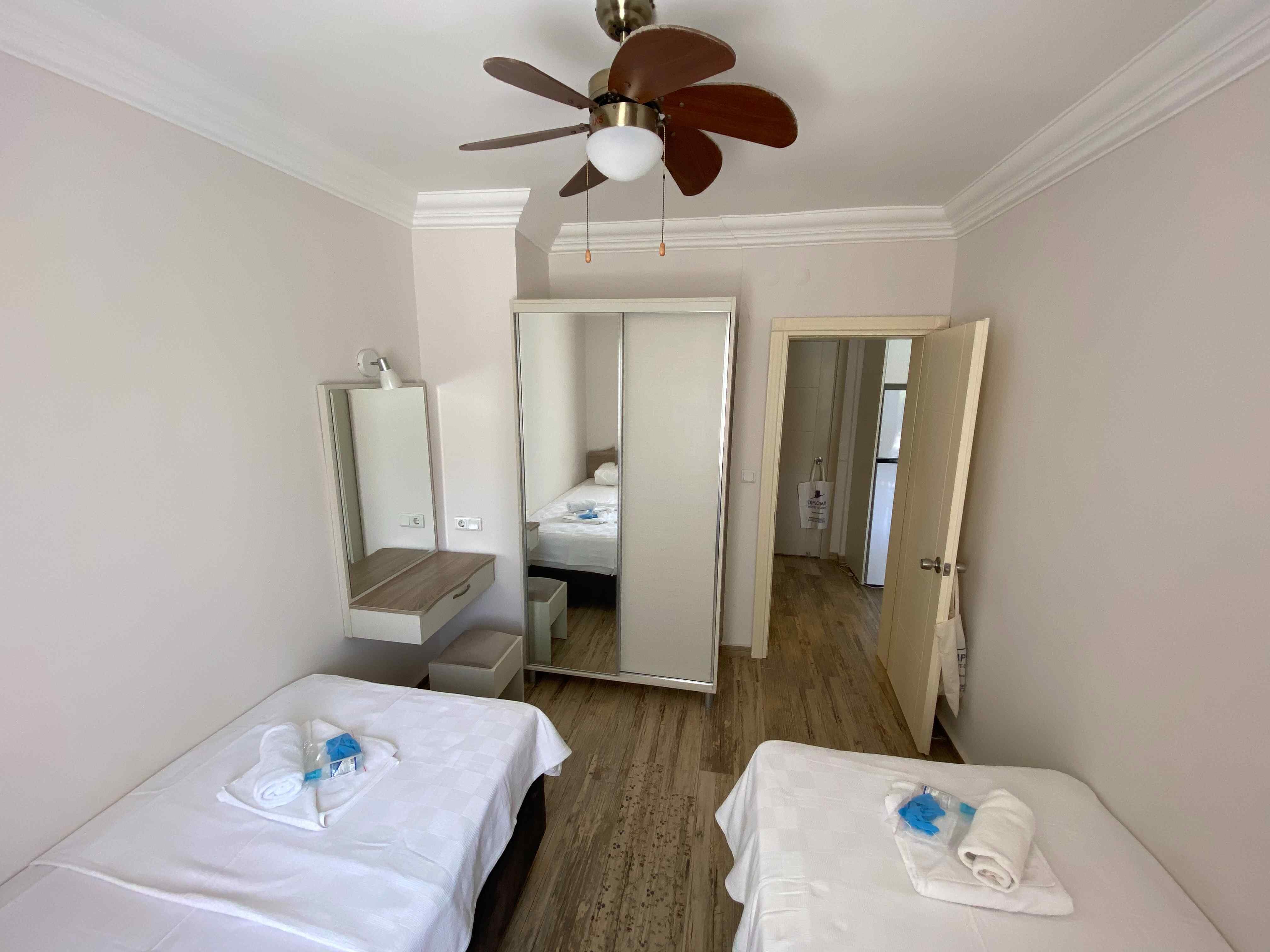 Havuz Manzaralı 1+1 Junior Suite