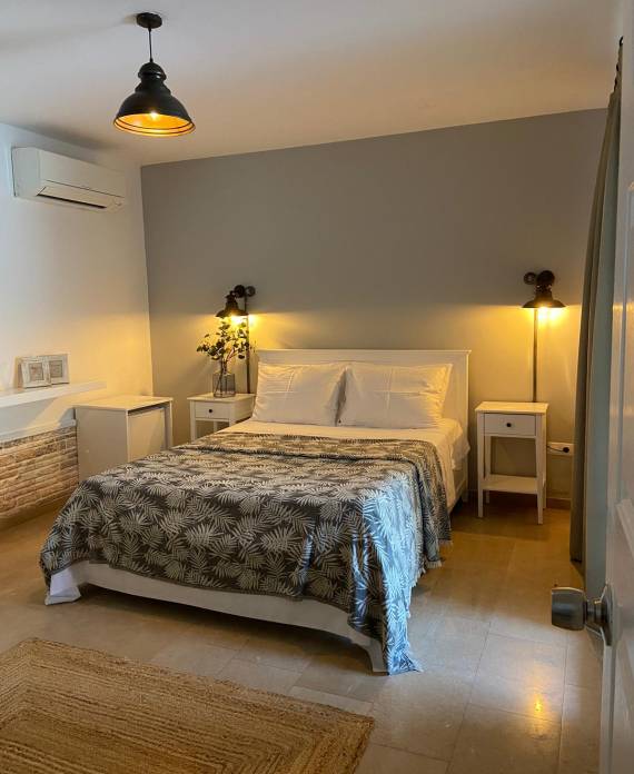 Family Room, Garden View