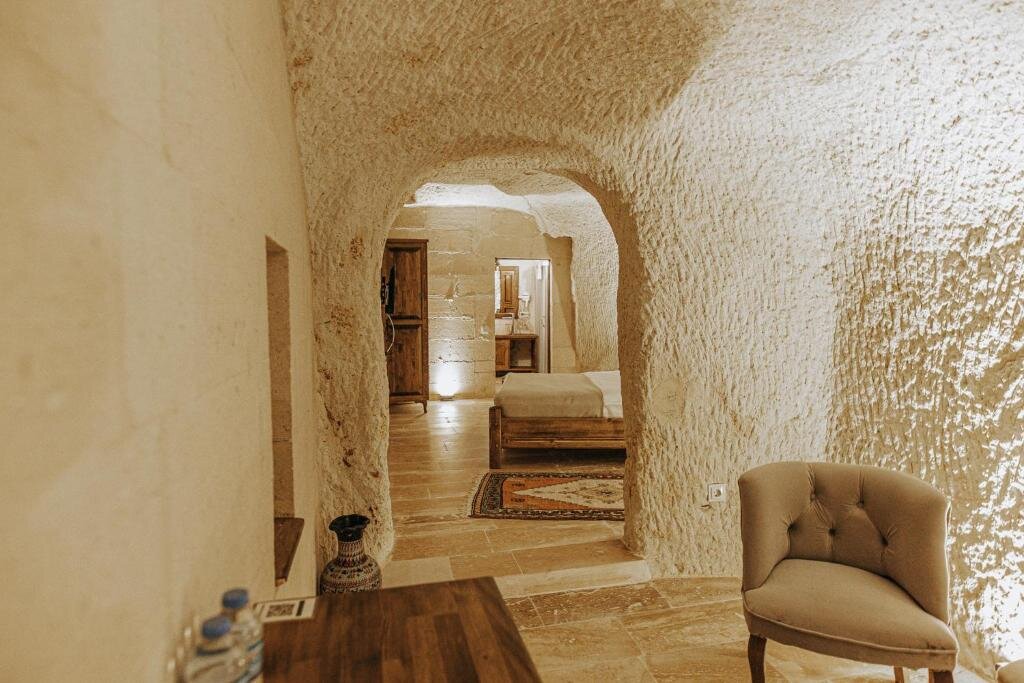 Cave Suites