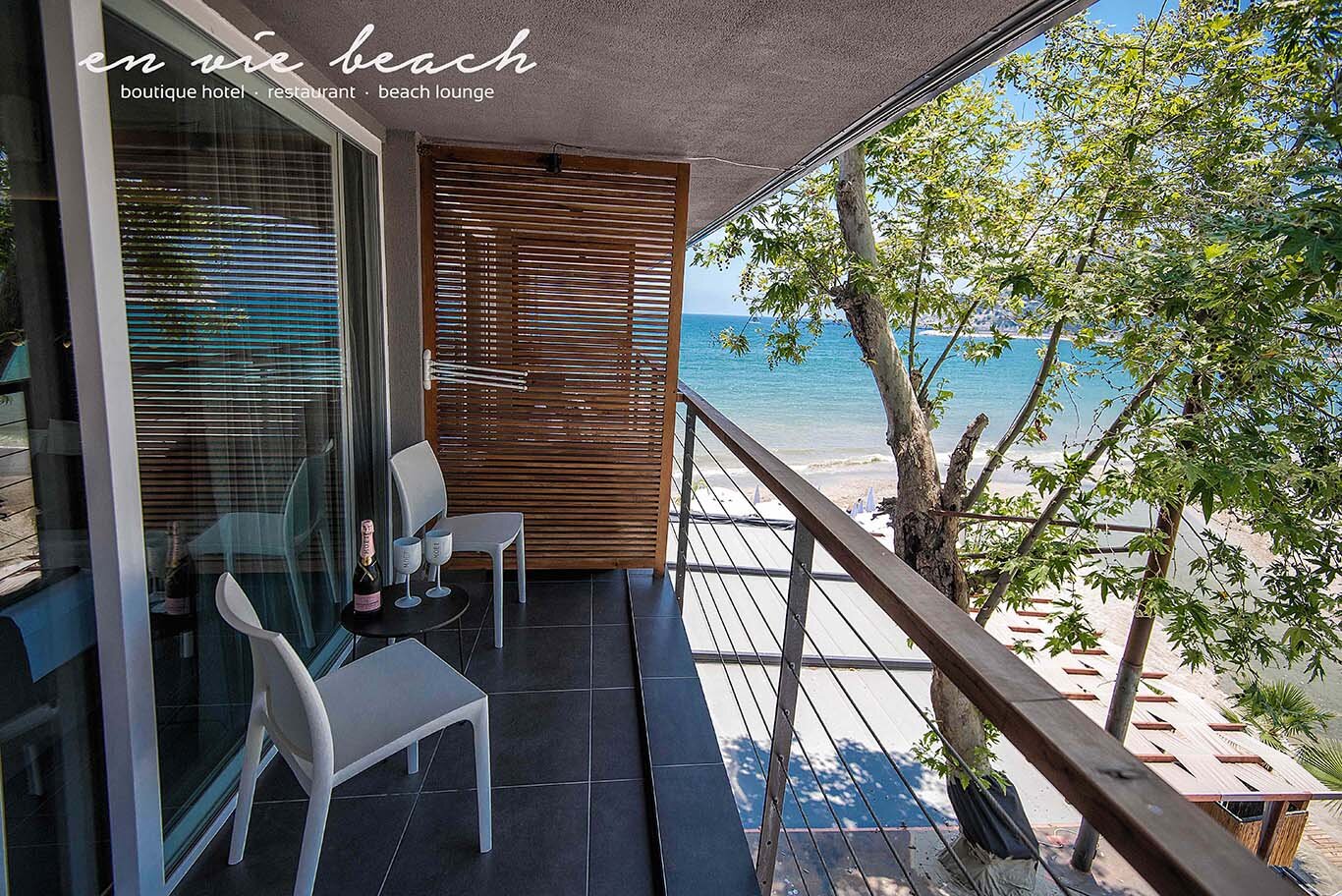 En Vie Beach Boutique Hotel