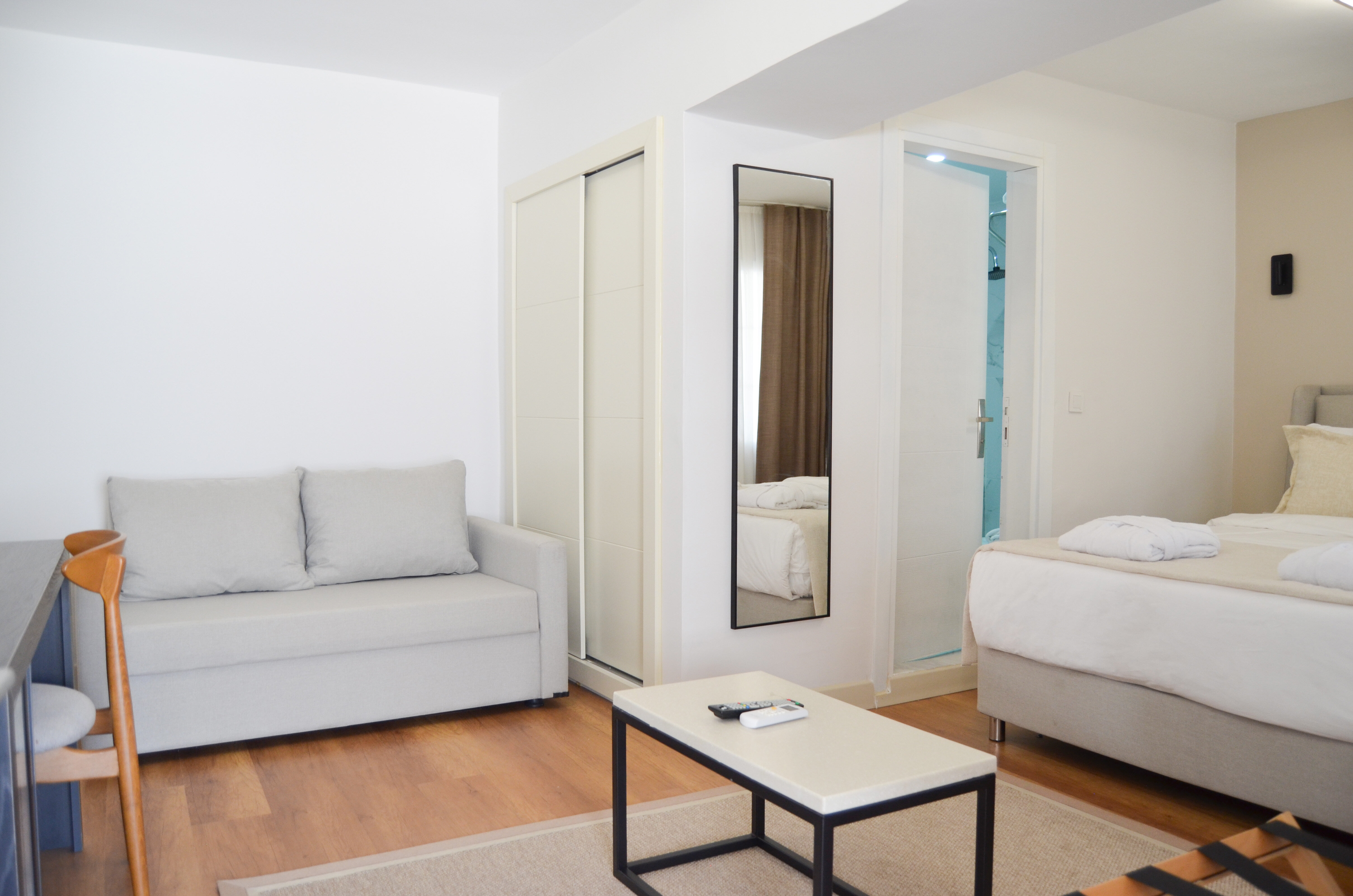 Deluxe Üç Kişilik Oda