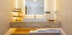 Balkonlu Double Superior Room - Havuz Manzaralı Görseli