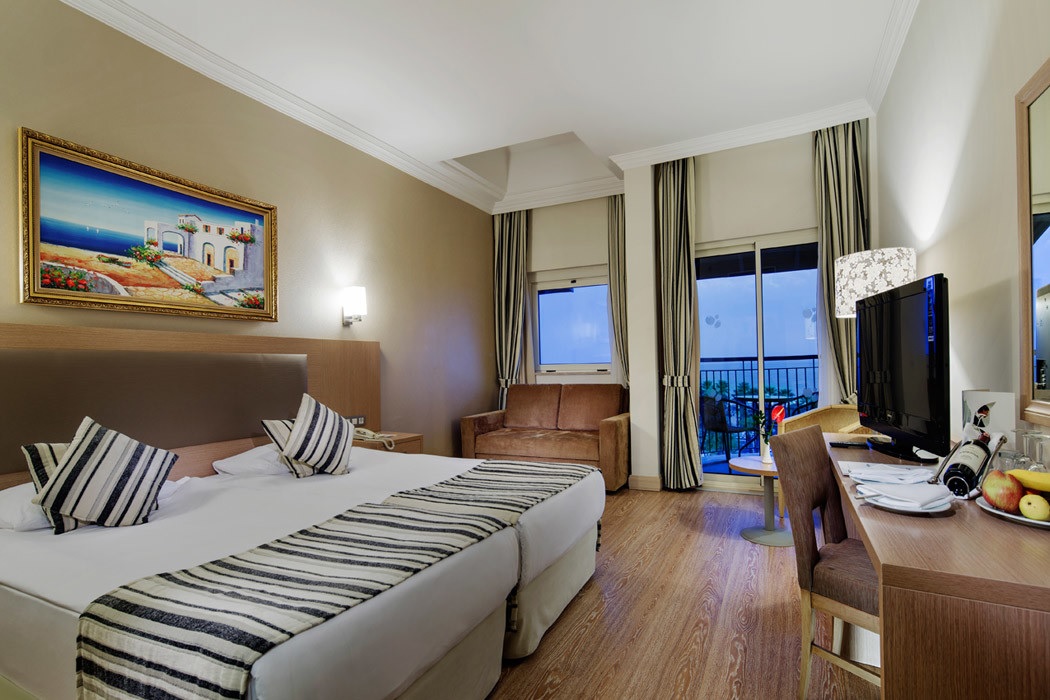 Crystal Tat Beach Golf Resort & SPA Hotel  Standart Kısmi Deniz Manzaralı Oda 
