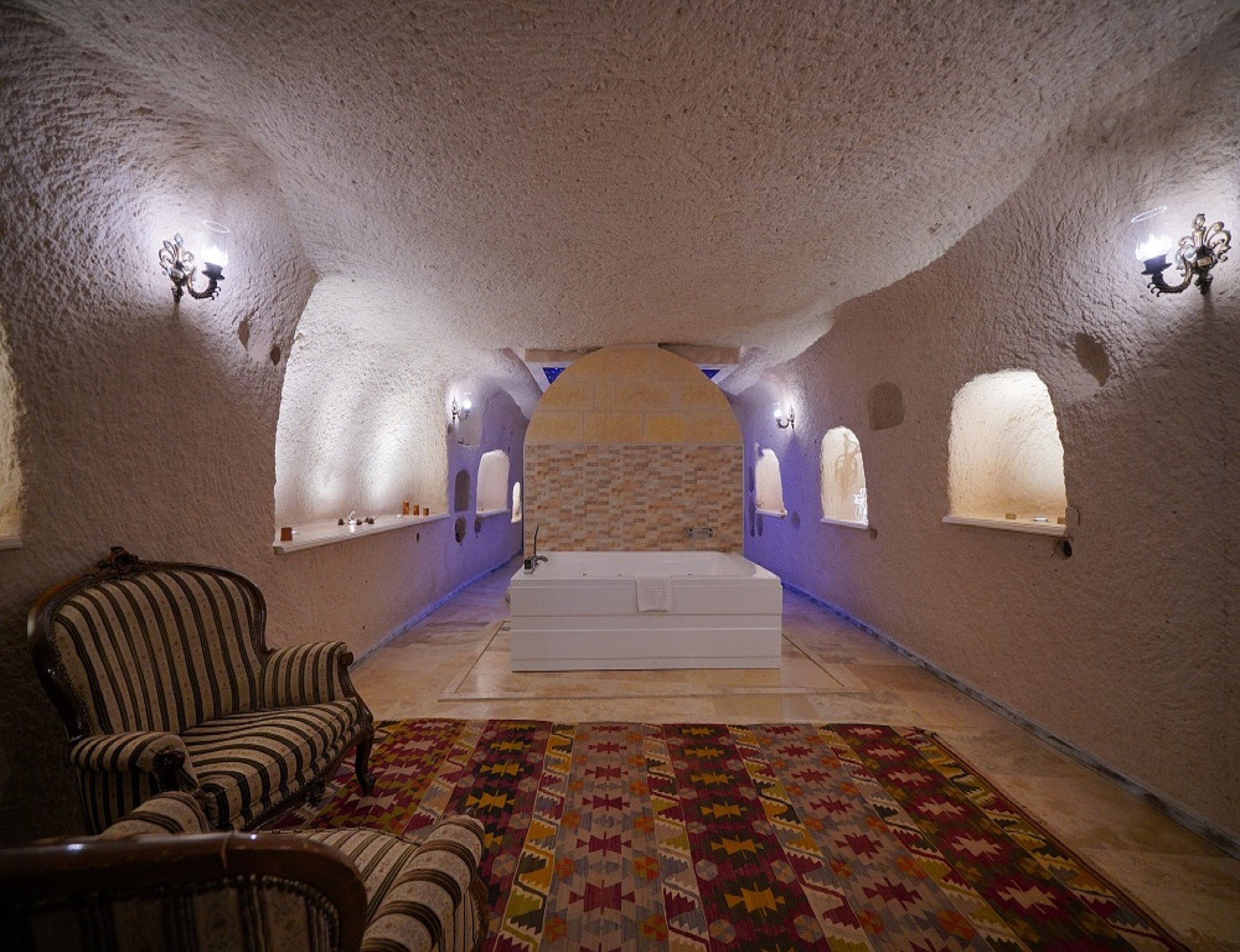 Karlık Cave Suite