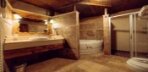 Deluxe Cave Room Görseli