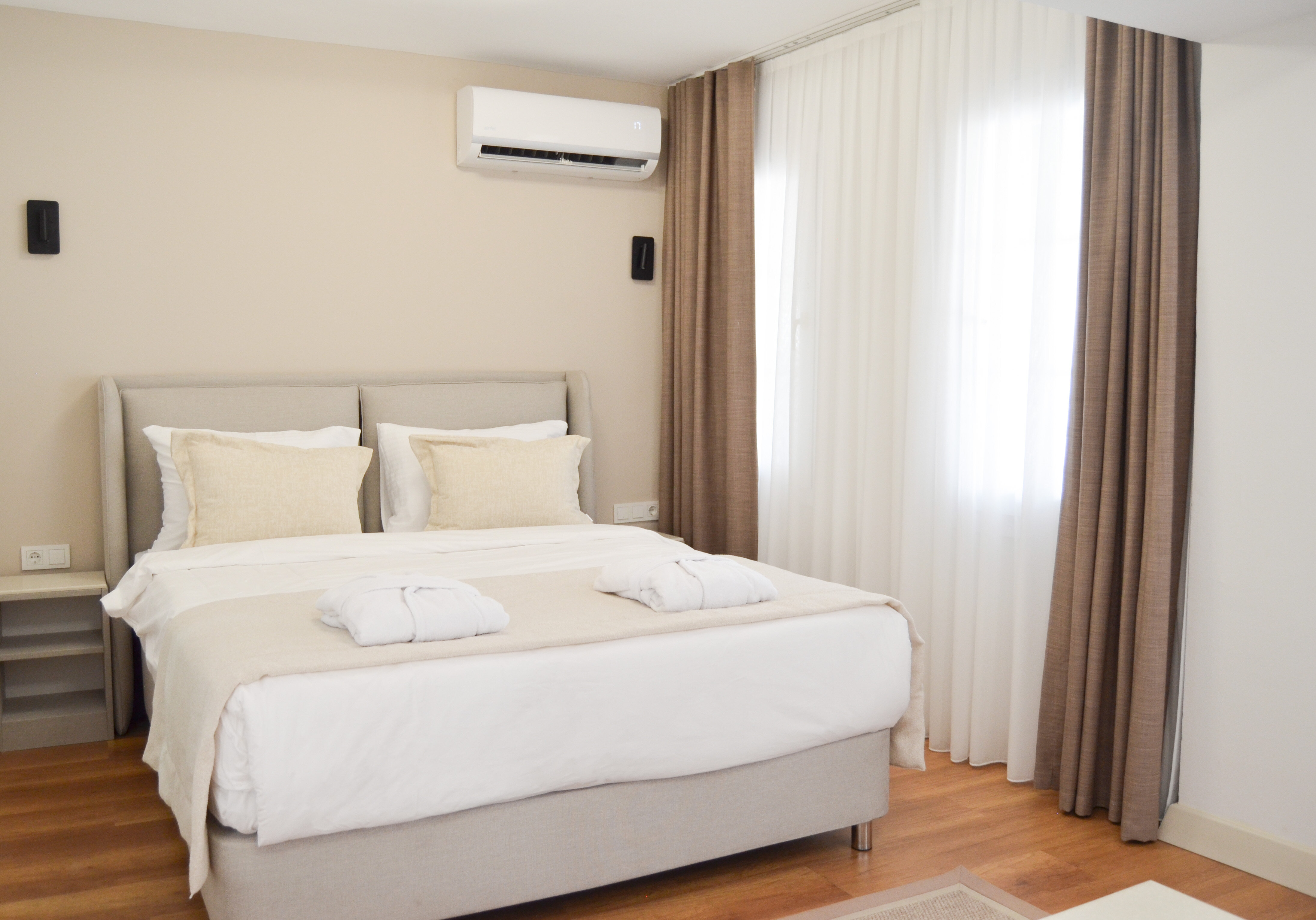 Deluxe Üç Kişilik Oda