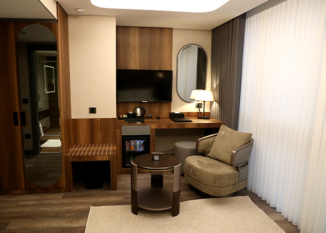 Deluxe French Room